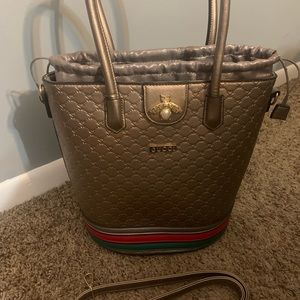 GG inspired crossbody with drawstring bag. Gorgeous firefly with pearl detail.